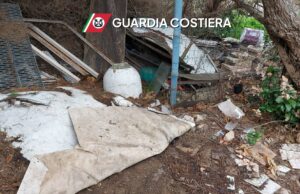 Cagliari, scoperti 700mq di discarica abusiva in area demaniale marittima