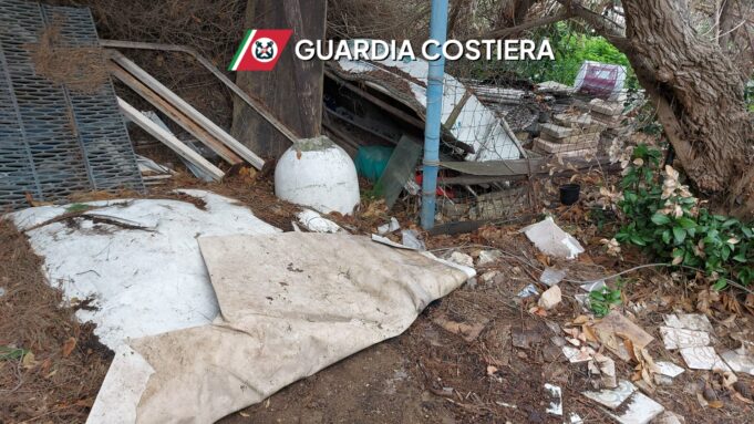 Cagliari, scoperti 700mq di discarica abusiva in area demaniale marittima