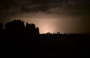 Saras, fiamme altissime: ansia a Capoterra e Sarroch | Video