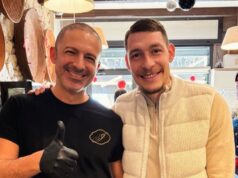 Belotti si gode Cagliari in attesa del rientro in campo, selfie e sorrisi in ristorante