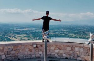 Ha visitato ufficialmente il 50% dell’intero mondo: il traguardo di Enrico Sanna