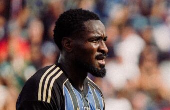 Nzola, l’attaccante rompe con il Pisa: il Cagliari può pensarci