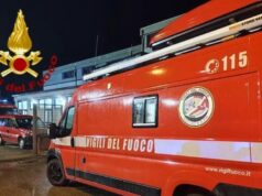 Paura a Sassari, cede il tetto di una palazzina: 6 famiglie evacuate