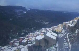 Sardegna vestita di bianco, neve e paesaggi incantati richiamano i visitatori