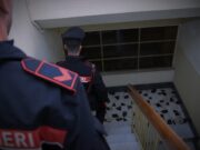 Jerzu, dramma in casa: anziano cade nel camino acceso e muore