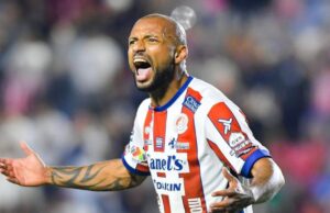 L’ex Cagliari Joao Pedro torna in Serie A? L’attaccante ha accettato la destinazione