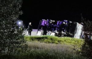 Panico lungo la 131 all’altezza di Uras: mezzo pesante si ribalta