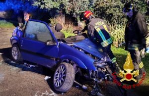 San Sperate, brutto scontro tra due auto: un conducente gravemente ferito