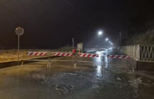 Cresce l’allerta e la paura sul lido di Capoterra: strade chiuse e molto allagate | Video