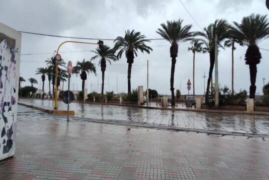 Cagliari, allerta arancione per maltempo: chiuse scuole, parchi e cimiteri