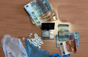 Sassari, blitz della Polizia nella casa dell’eroina e cocaina: scattano 2 arresti