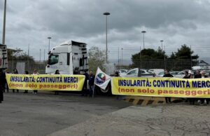 Trasporto merci, protesta a Cagliari: “Insularità è diritto costituzionale”