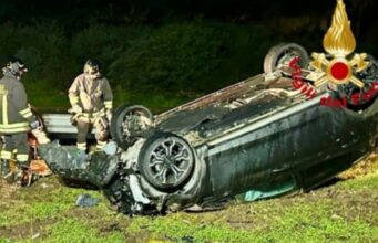 Sarroch, incidente e auto ribaltata sulla 195 bis: un ferito