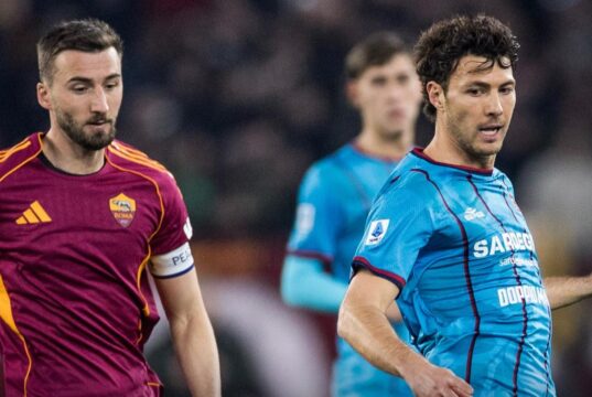 Roma-Cagliari 2-0, Malen riporta i rossoblù con i piedi per terra