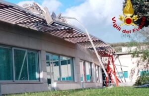 Maltempo in Sardegna: vento forte, alberi crollati e grossi disagi