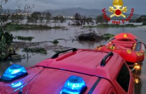 Ozieri, il Riu Mannu esonda: salvate 12 persone, tra cui una neonata | Video