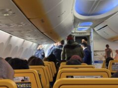 Caos su volo Cagliari-Londra, passeggero agitato fa slittare la partenza