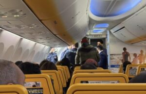 Caos su volo Cagliari-Londra, passeggero agitato fa slittare la partenza