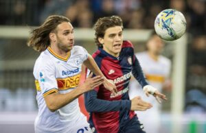 Cagliari-Lecce 0-2, secondo tempo horror dei rossoblù