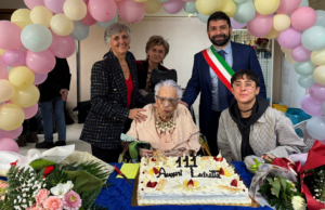 Luisetta Mercalli compie 111 anni: festa a Cagliari per la nonna dei record