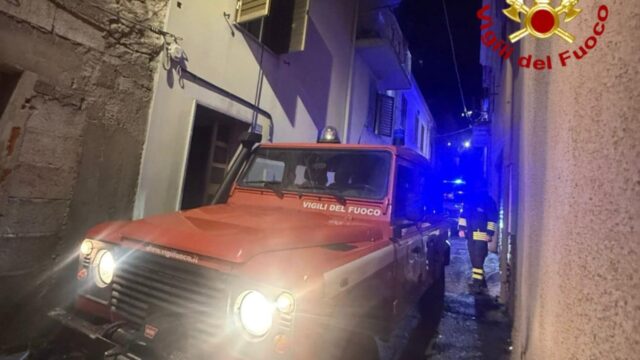 incendio vigili del fuoco bono