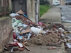 Pirri, FdI denuncia: “Via Sanna è una discarica a cielo aperto”