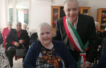 Centenari di Sardegna, Siamanna in festa per la signora Adelina Serra