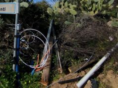 Quartu, pali telefonici abbattuti dal maltempo: “Siamo isolati da oltre 10 giorni”