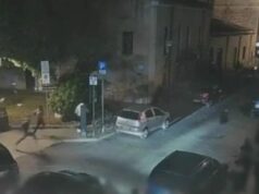 Oristano, 18 giovani denunciati per maxi rissa in centro città | Video