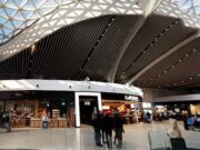 Sardi bloccati a Dubai, incubo terminato: volo di rimpatrio arrivato in Italia