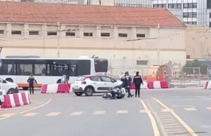 Cagliari, scontro tra automobile e moto della Polizia Locale in viale Bonaria