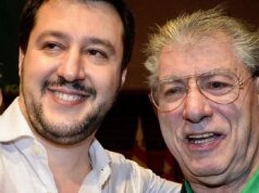 Morto Umberto Bossi, nel ’94 in Sardegna cambiò la comunicazione politica