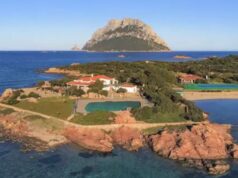 Tavolara, storica villa davanti all’isola venduta per oltre 10 milioni di euro