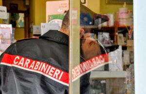 Villamar, sorpreso a rubare all’interno della scuola: 36enne in manette
