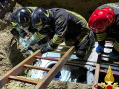 Maracalagonis, auto precipita in un fossato di 4 metri: due giovani in codice rosso