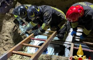 Maracalagonis, auto precipita in un fossato di 4 metri: due giovani in codice rosso