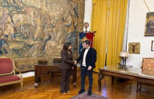 Cagliari accoglie la console del Marocco, visite in Municipio e Prefettura