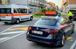 Sardara, scontro tra due auto in rotatoria: tre feriti, interviene l’elisoccorso