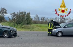 Scontro tra due auto ad Arborea, un ferito