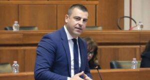 Sanità, Urpi attacca: “Basta cambi continui ai vertici della Asl”