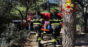 Golfo Aranci, donna infortunata e soccorsa a Cala Moresca