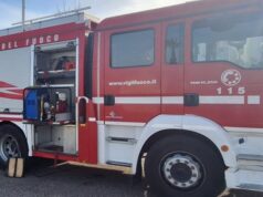 Paura a Calasetta, incendio in un appartamento: le fiamme distruggono i mobili