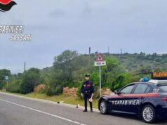 Sorpresi a lanciare pietre lungo la statale 125: denunciati 6 minorenni