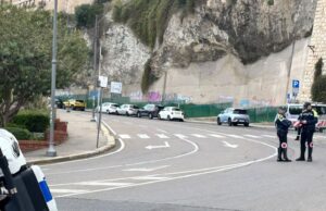 Cagliari, strade chiuse isolano Castello | Mura: “Caos per le scuole”