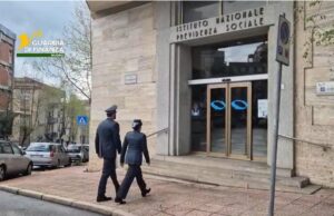 Nuoro, incassa la pensione della madre per 13 anni dopo la morte: maxi sequestro