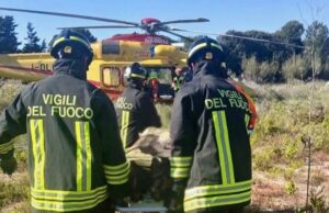 Moto fuori strada a Badesi, centauro in elisoccorso