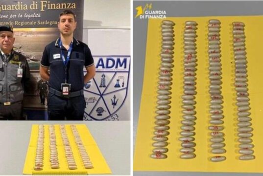 Aeroporto di Cagliari, nello stomaco 116 ovuli di eroina pura: scatta l’arresto