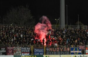 Torres, i tifosi non ci stanno: “Vis Pesaro-Samb da ufficio inchieste”