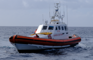 Capo Spartivento, windsurfista disperso: salvato con l’elicottero