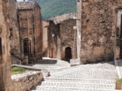 Contrasto a spopolamento e povertà: misure a favore di case, natalità e piccoli comuni